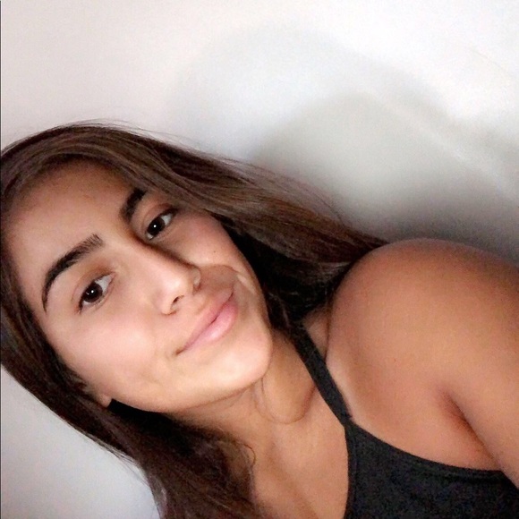 Meet your Posher, Miranda - Picture 1 of 1